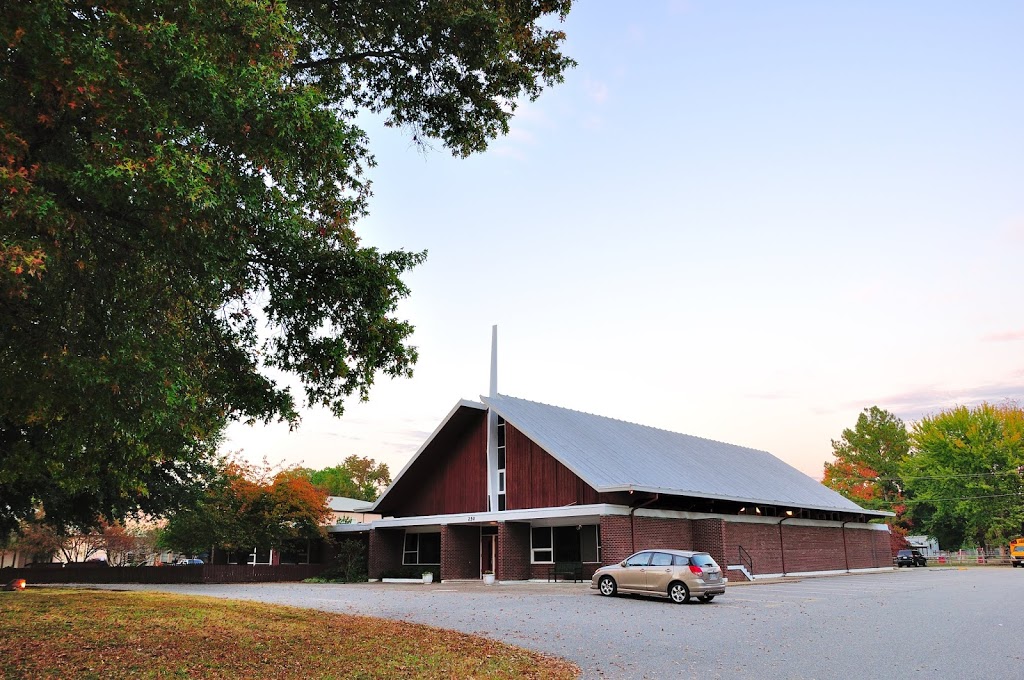 Warwick River Mennonite Church | 250 Lucas Creek Rd, Newport News, VA 23602, USA | Phone: (757) 874-0794