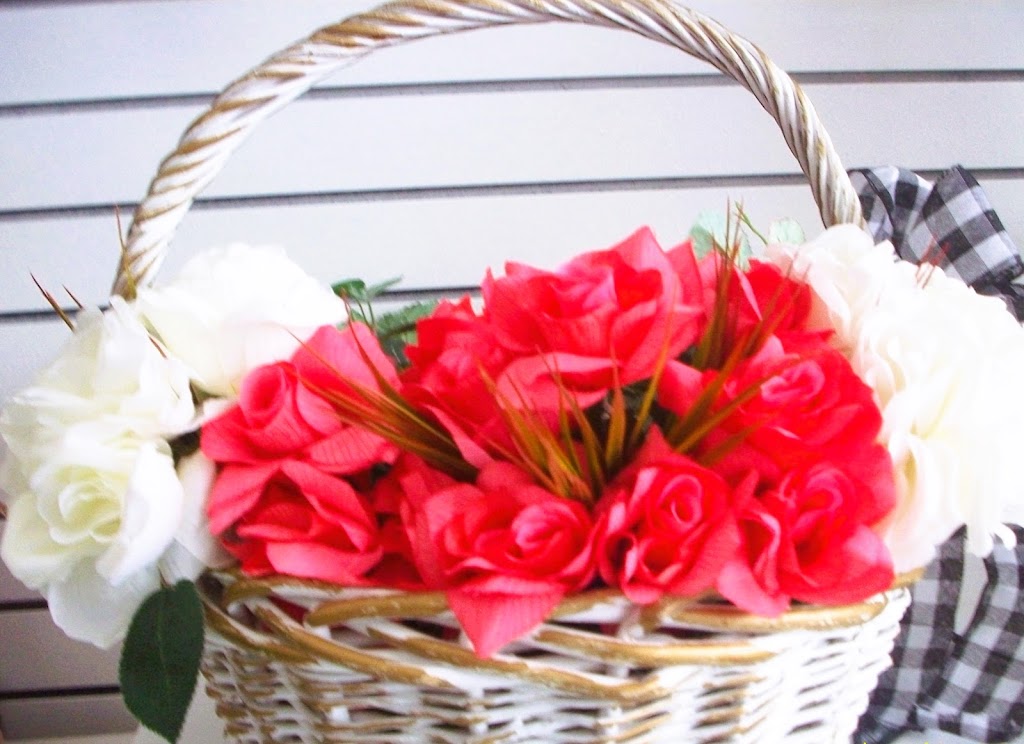 Purlinas Gift Baskets | 144 N Fieldcrest Rd, Eden, NC 27288, USA | Phone: (336) 280-9464