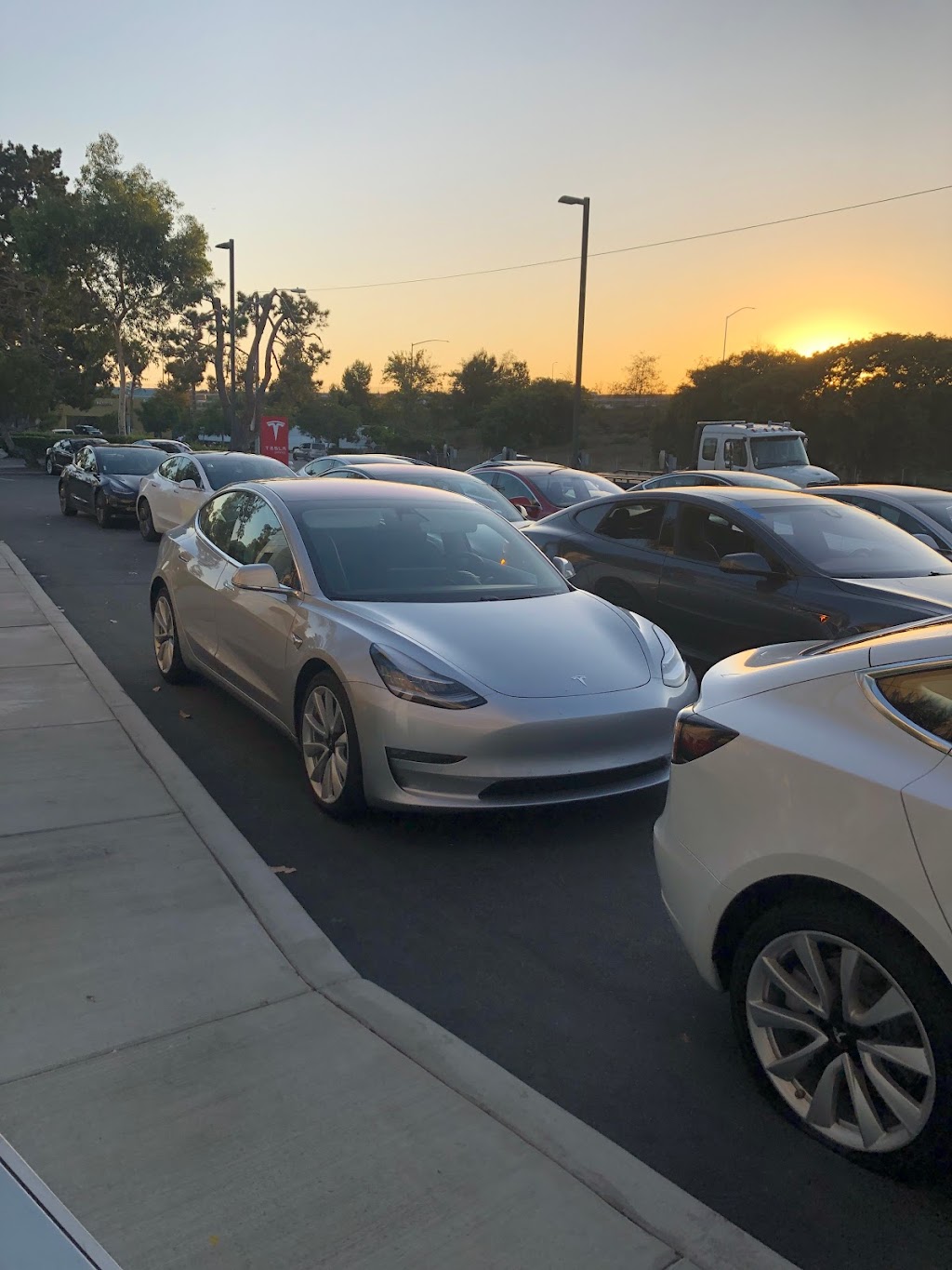 Tesla Service Center | 3020 Pullman St, Costa Mesa, CA 92626, USA | Phone: (714) 641-3949