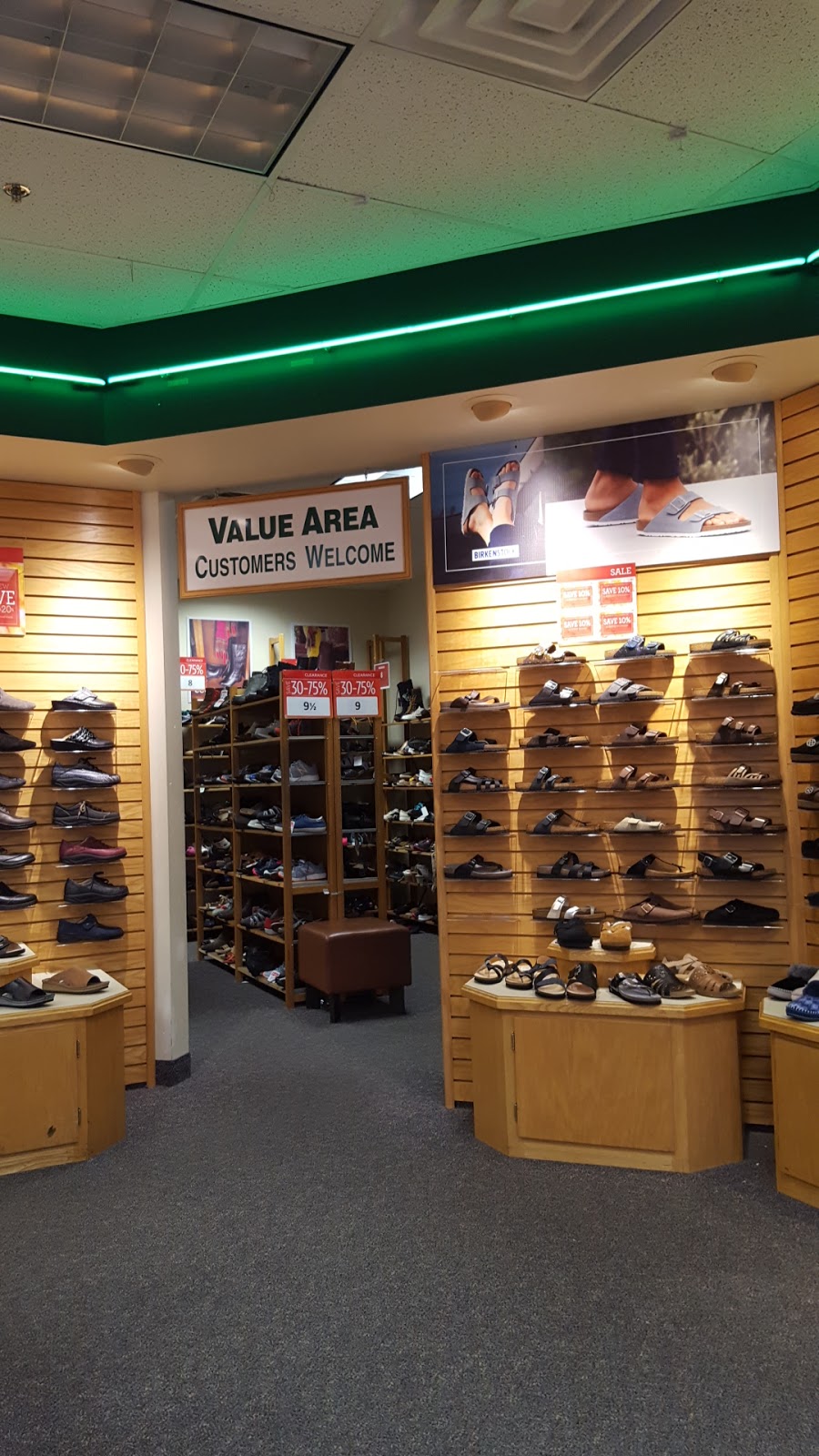 Schuler Shoes: Maple Grove | 11400 Elm Creek Blvd N, Maple Grove, MN 55369, USA | Phone: (763) 494-4878