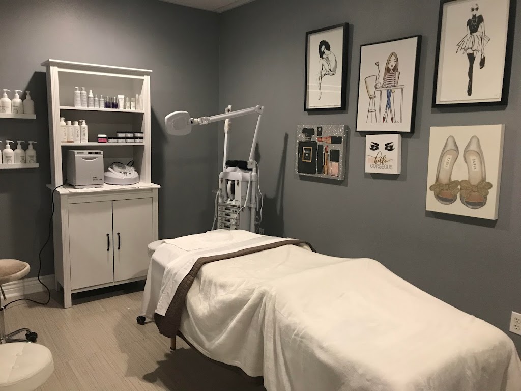 Essentials Massage & Facials of Summerfield | 17820 SE 109th Ave Suite 105A, Summerfield, FL 34491, USA | Phone: (352) 203-3260