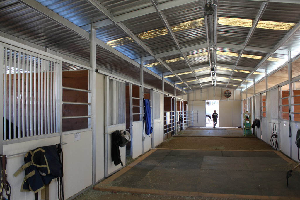 Poway Equestrian Center | 14875 Mina De Oro Rd, Poway, CA 92064, USA | Phone: (858) 748-6441