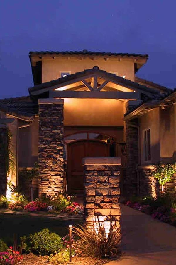 Elegant Outdoor Lighting Landscape Lighting | 4905 Hazel Ave, Fair Oaks, CA 95628, USA | Phone: (916) 527-2418