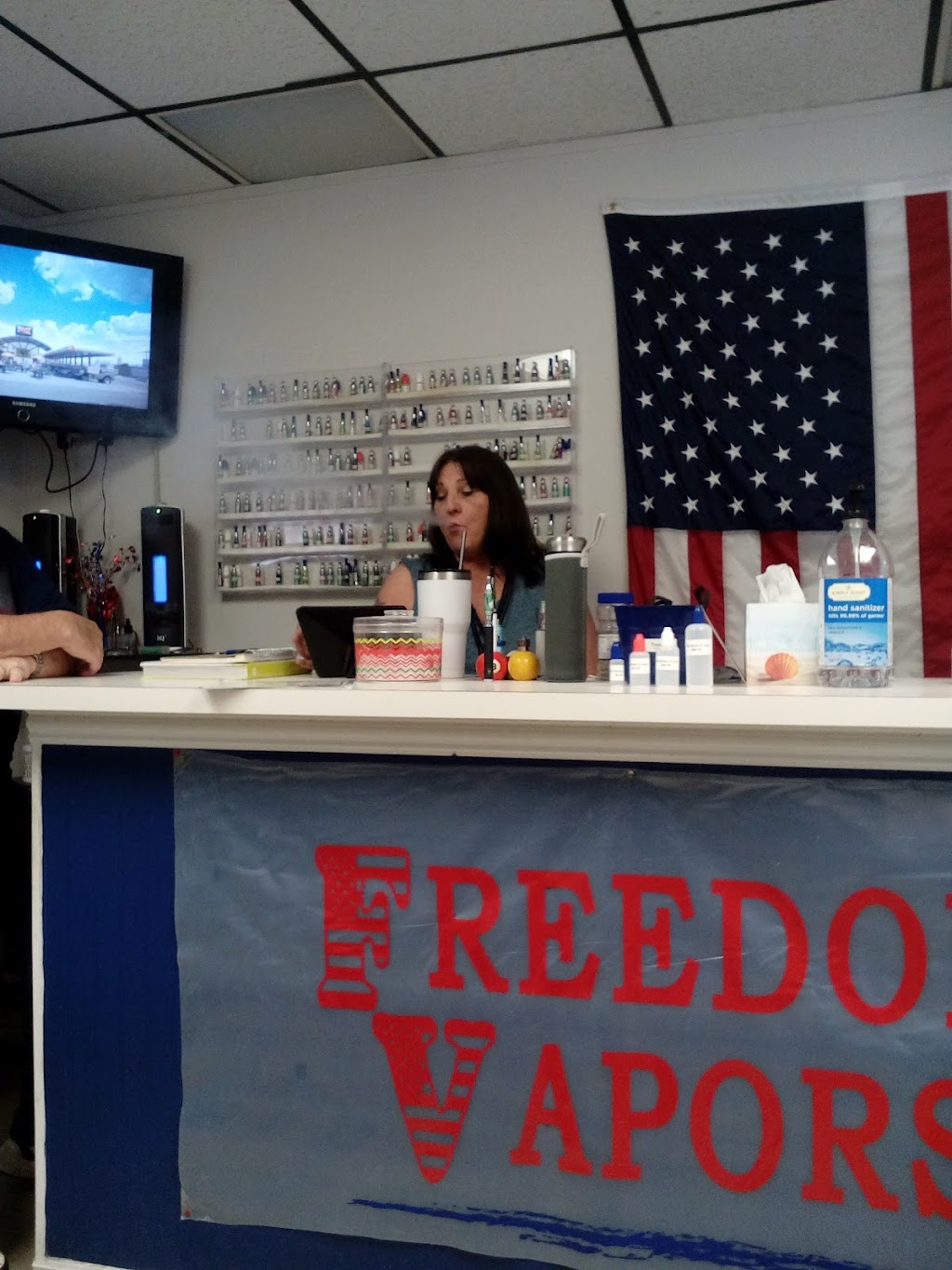 Freedom Vapor | 104 S Main St, Venus, TX 76084, USA | Phone: (817) 449-8777