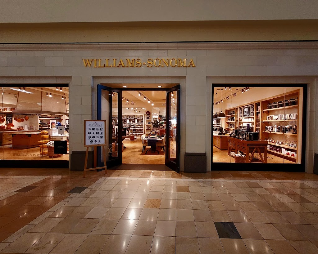 Williams-Sonoma | 3333 Bear St Ste 155, Costa Mesa, CA 92626, USA | Phone: (714) 540-1397