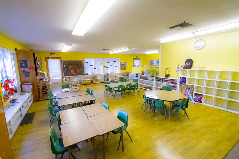 The Beginning Montessori Childrens House | 7475 Fallbrook Ave #1502, West Hills, CA 91307, USA | Phone: (818) 992-5341