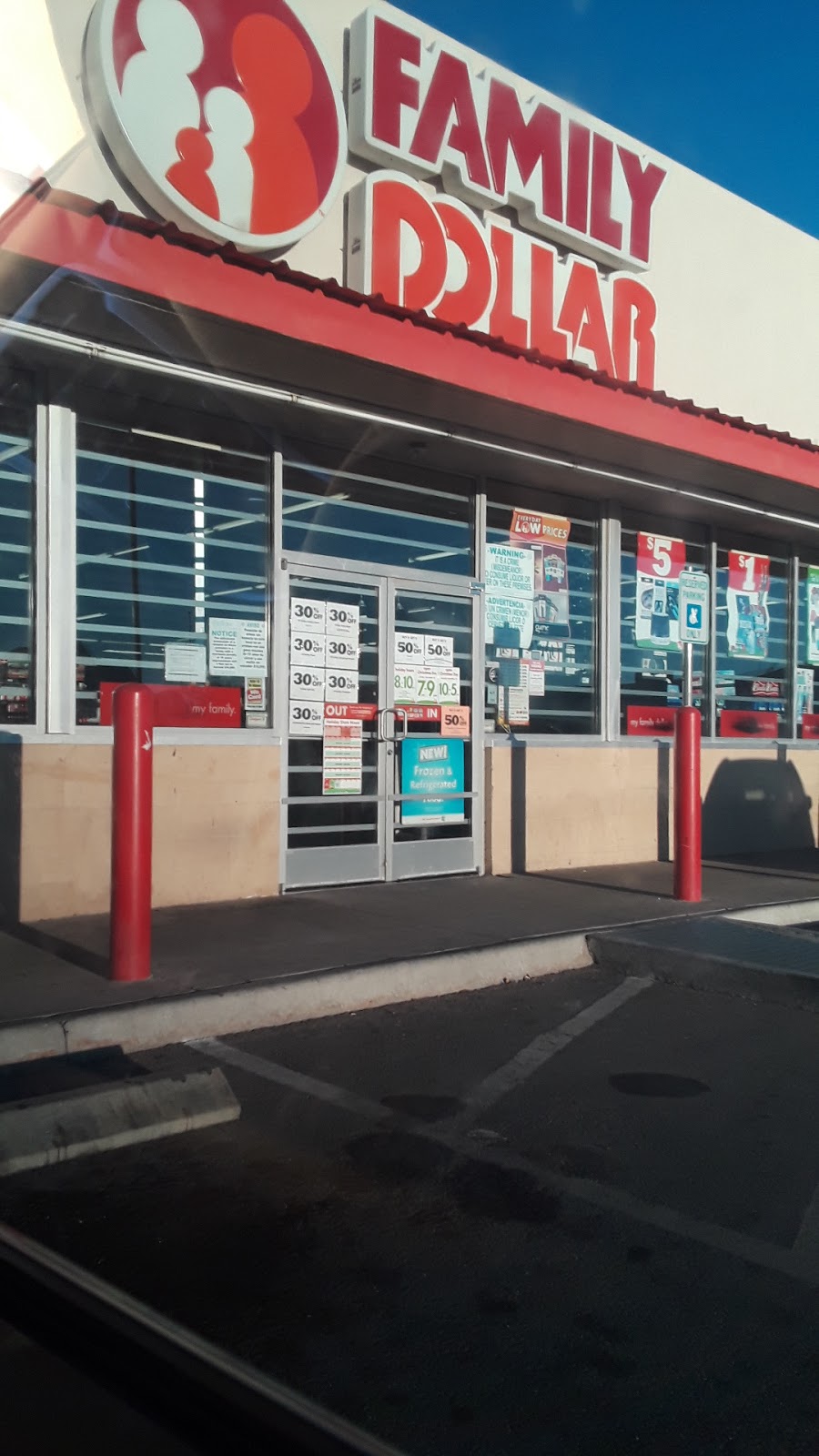 Family Dollar | 160 N Cotton St, El Paso, TX 79901, USA | Phone: (915) 800-4565