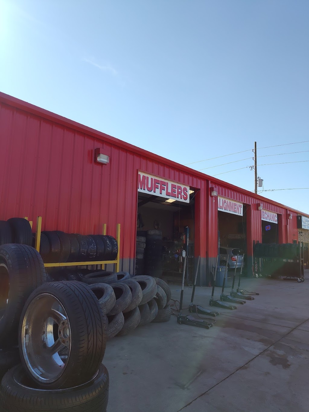 Parras Muffler and Mechanic Shop | 5506 S Cockrell Hill Rd, Dallas, TX 75236, USA | Phone: (972) 807-9034