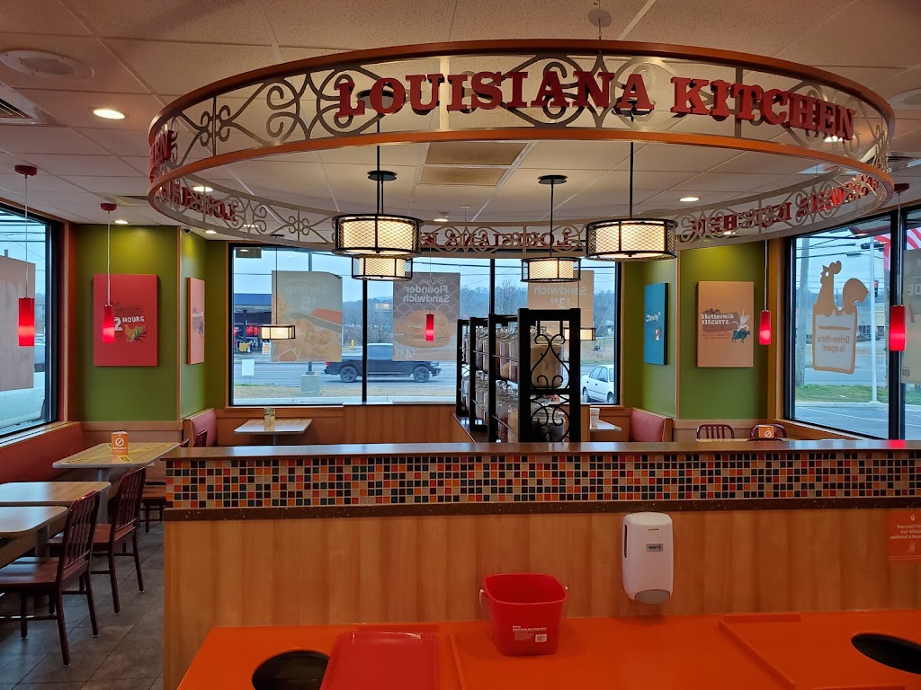 Popeyes Louisiana Kitchen | 2203 Moody Pkwy, Leeds, AL 35004, USA | Phone: (205) 702-6064