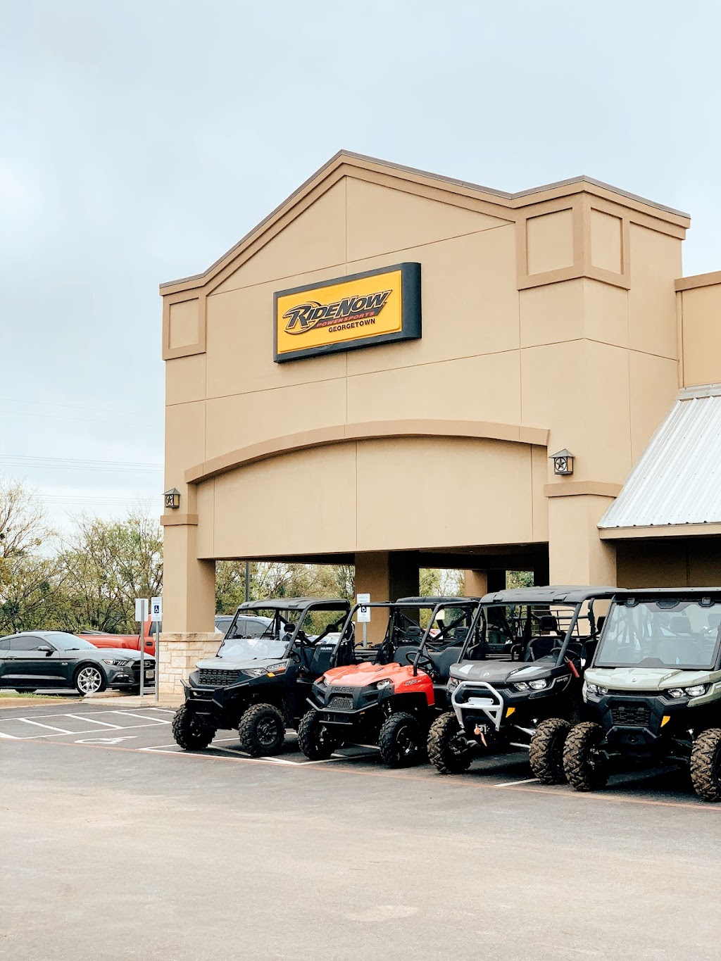 RideNow Powersports Georgetown | 2534 N Austin Ave, Georgetown, TX 78626, USA | Phone: (512) 948-9922