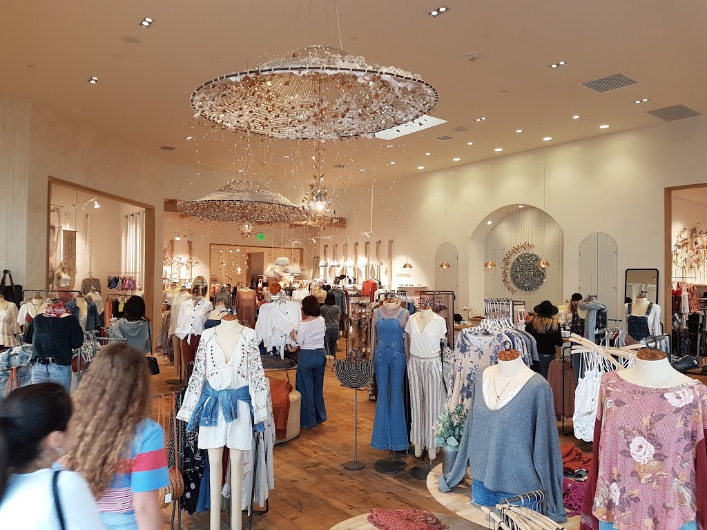 Free People | 660 Stanford Shopping Center, Palo Alto, CA 94304, USA | Phone: (650) 321-0121