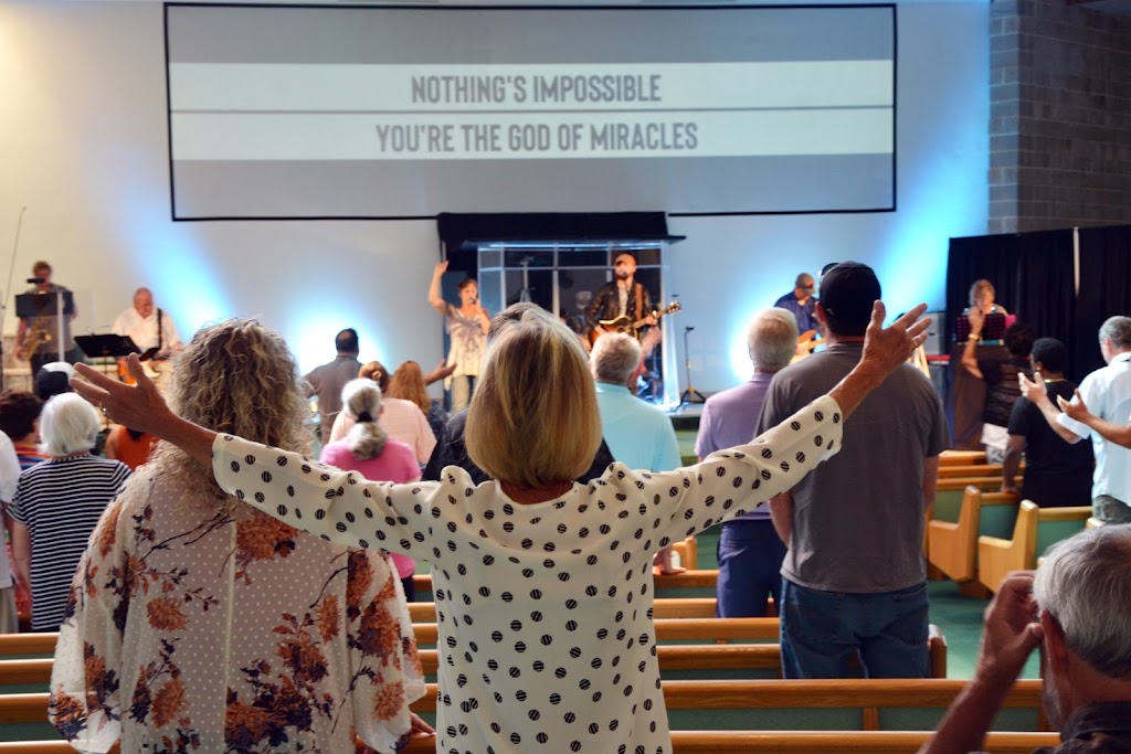 Connection Point Church | 193 E Lavista St, Fruitland Park, FL 34731, USA | Phone: (352) 443-5800