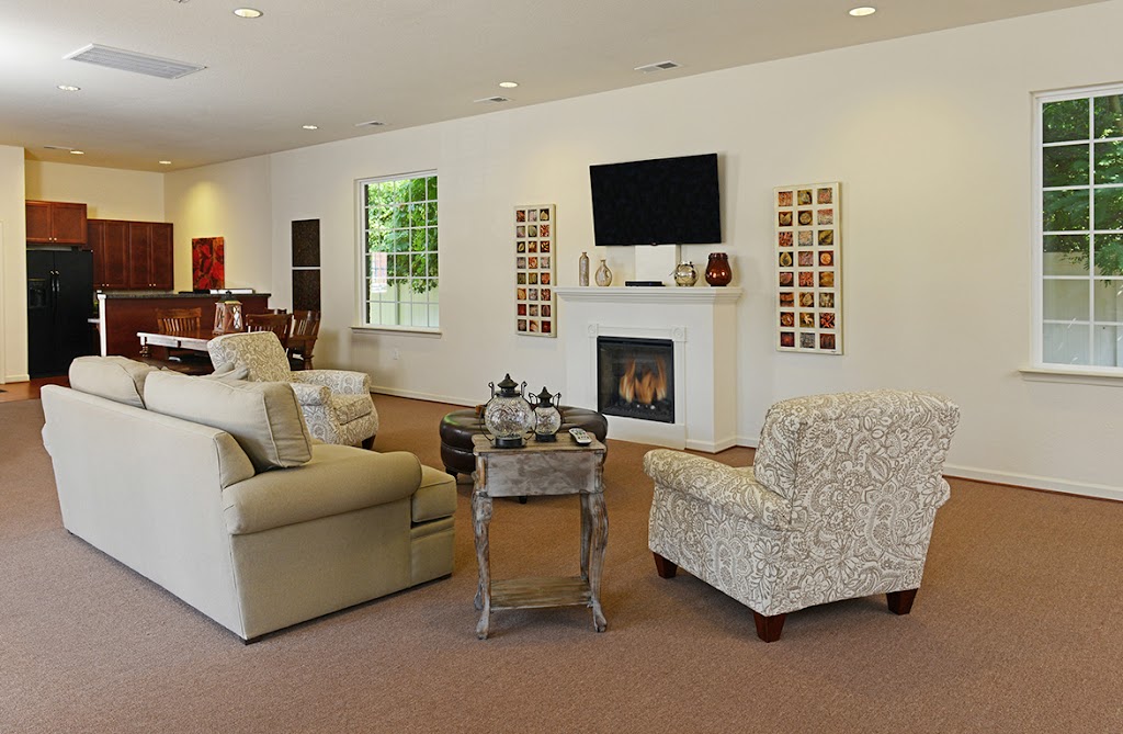 The Residences at October Apartment | 2008 Freeney Ave, Suffolk, VA 23434, USA | Phone: (757) 935-5212