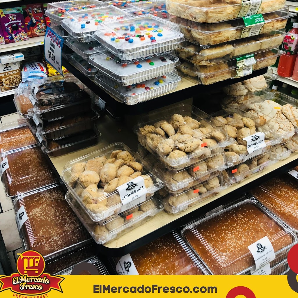 El Mercado Fresco - bakery  | Photo 2 of 10 | Address: 6859 Longview Rd, Kansas City, MO 64134, USA | Phone: (816) 832-8959