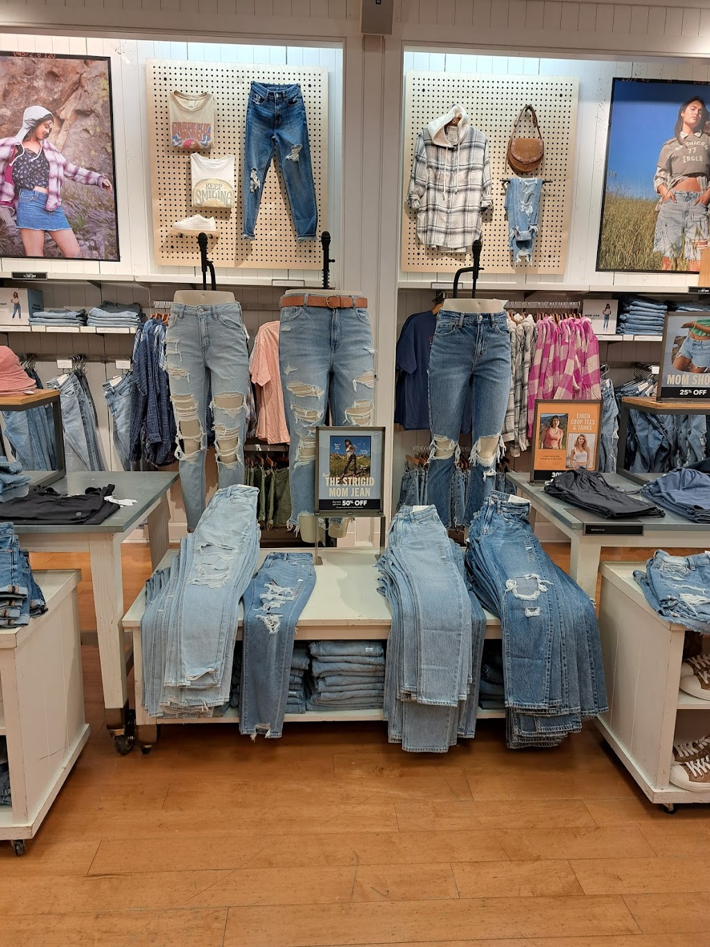 Aéropostale | 1341 Cumberland Pkwy SE #218, Atlanta, GA 30339, USA | Phone: (678) 503-0675 Aéropostale | 1341 Cumberland Pkwy SE #218, Atlanta, GA 30339, USA | Phone: (678) 503-0675