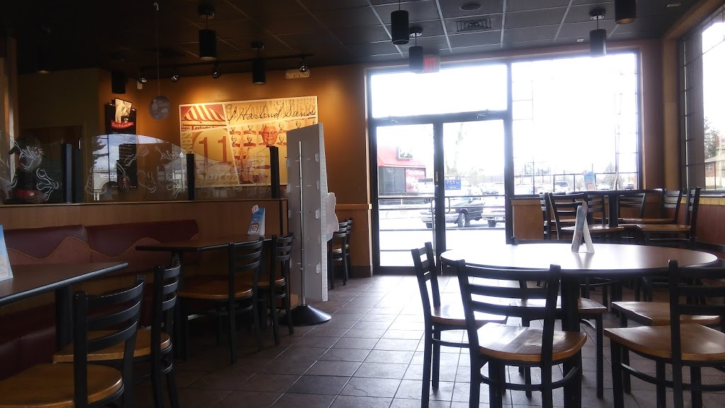 KFC | 1117 Eastern Blvd, Clarksville, IN 47129, USA | Phone: (812) 282-2155