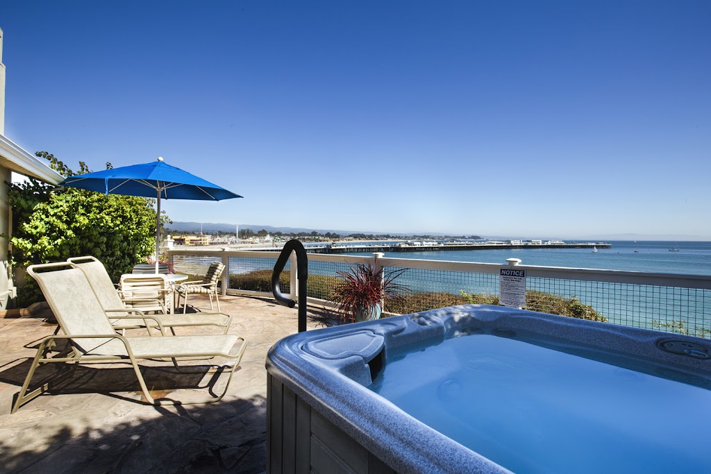 Sea & Sand Inn | 201 W Cliff Dr, Santa Cruz, CA 95060, USA | Phone: (831) 427-3400