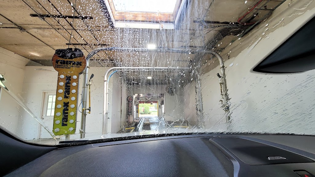 Zax Auto Wash | 36001 Plymouth Rd, Livonia, MI 48150, USA | Phone: (734) 427-5453