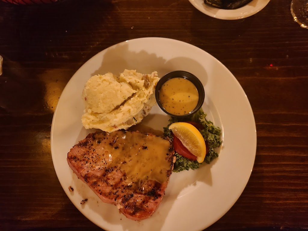 Aberdeen Barn Steakhouse | 1601 Richmond Rd, Williamsburg, VA 23185, USA | Phone: (757) 229-6661