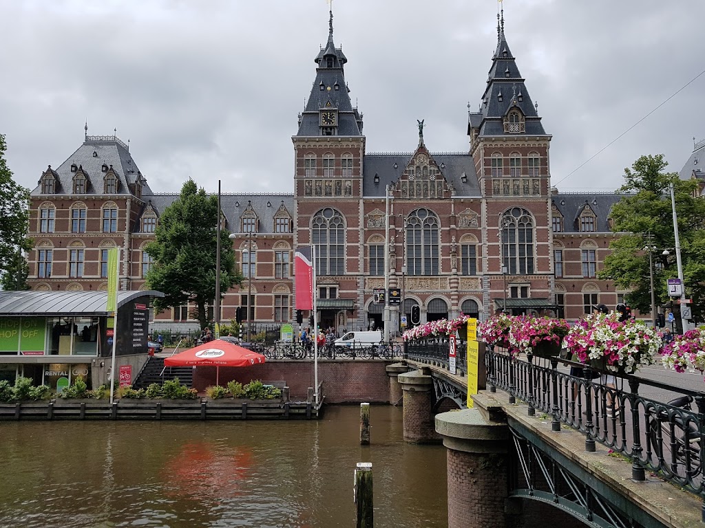 Amsterdam House of Arts & Crafts | Oudeschans 21, 1011 KS Amsterdam, Netherlands | Phone: 06 44728319