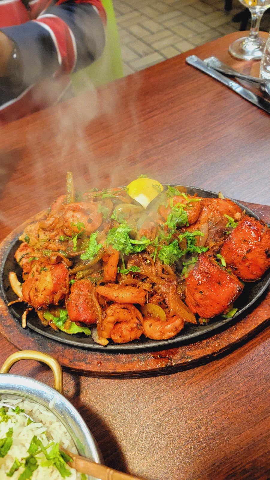 Mehfil Bistro - Truckee | 11421 Deerfield Dr, Truckee, CA 96161, USA | Phone: (530) 563-5078