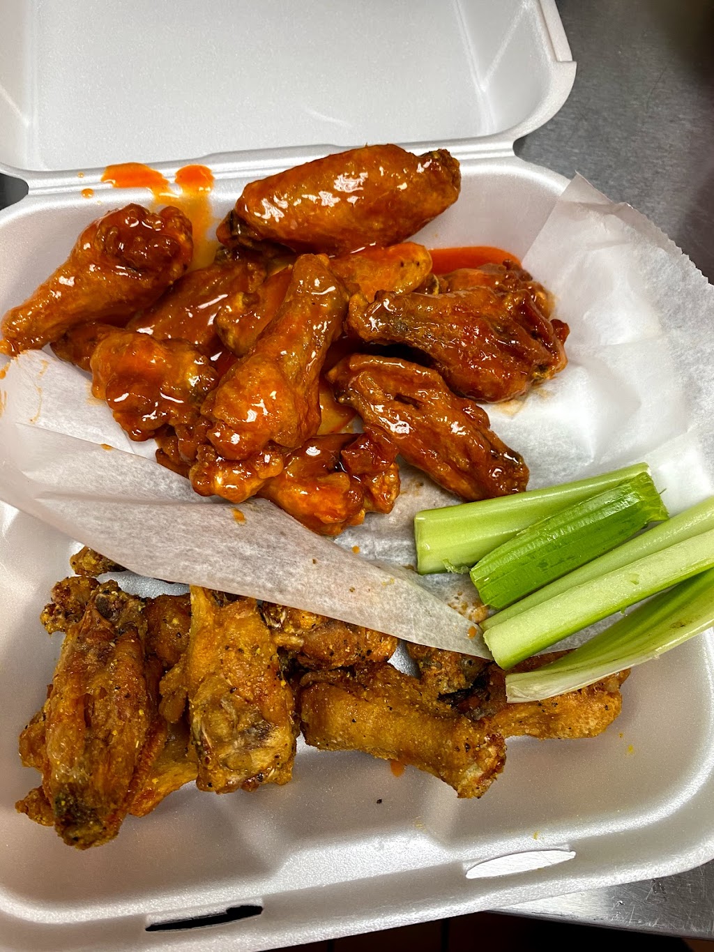 Touchdown Wings | 8030 Senoia Rd # 700, Fairburn, GA 30213, USA | Phone: (678) 846-5178