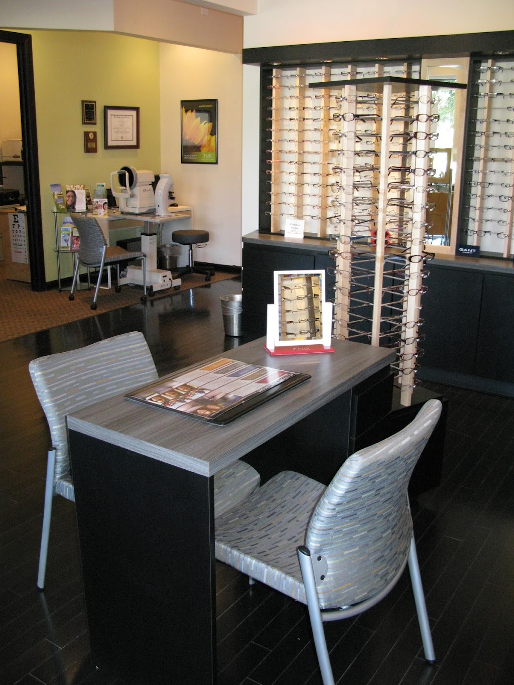 Bright Eyes Family Vision Care | 9912 W Linebaugh Ave, Tampa, FL 33626, USA | Phone: (813) 734-7411