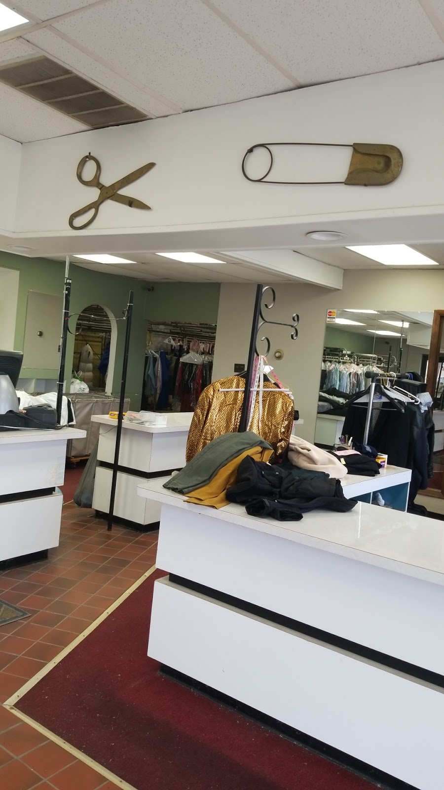 Prehop Cleaners & Shirt Laundry | 1280 Finley Rd, Lombard, IL 60148, USA | Phone: (630) 620-0880