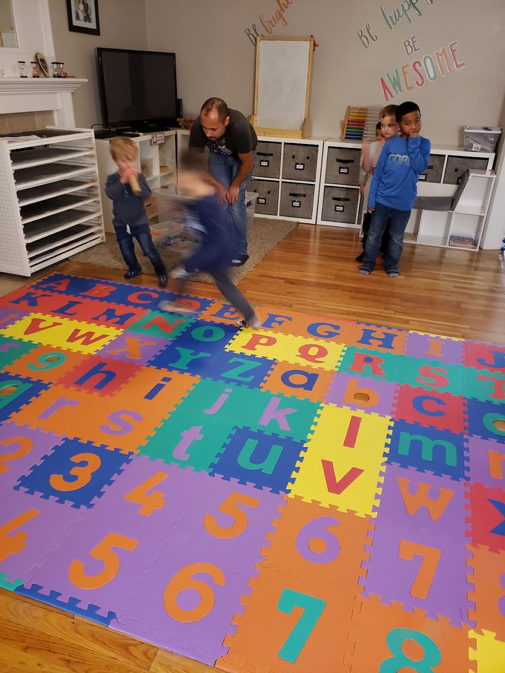 Normas Daycare Bilingual School | 300 NW Hayden Ct, Hillsboro, OR 97124, USA | Phone: (503) 737-5632