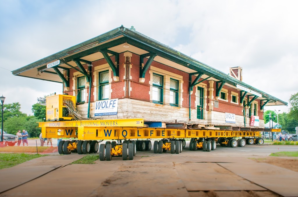 Wolfe House & Building Movers, LLC | 117 W Indiana 114, North Manchester, IN 46962, USA | Phone: (260) 982-0302