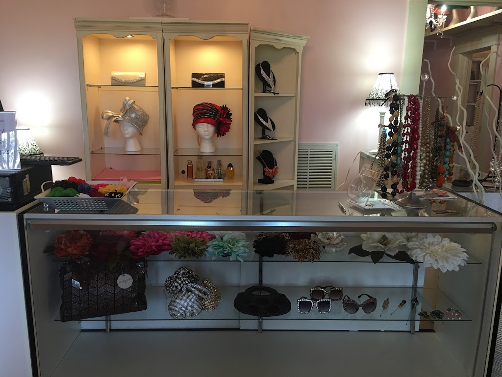 Sneek a Peek Boutique | 4385 Marietta St, Powder Springs, GA 30127, USA | Phone: (678) 594-3636