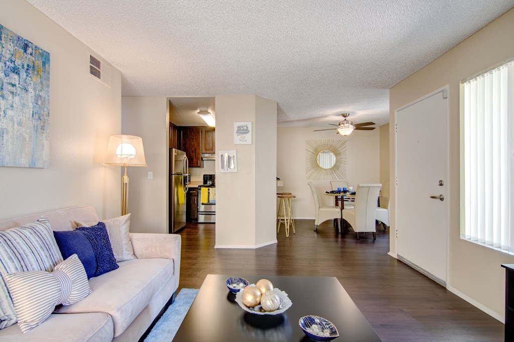 Lakeview Village Apartments | 3115 Sweetwater Springs Blvd, Spring Valley, CA 91978, USA | Phone: (619) 609-0697