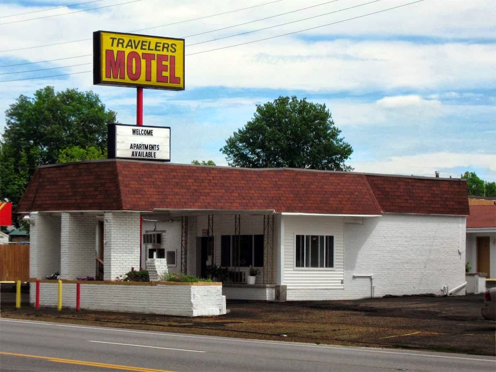 Travelers Motel | 404 Dixie Hwy, Muldraugh, KY 40155, USA | Phone: (502) 942-2062