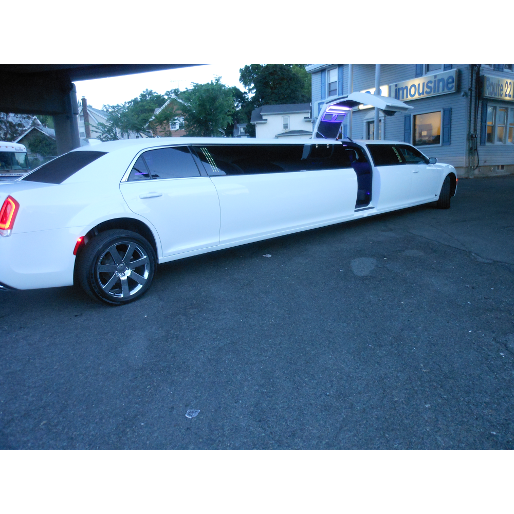 Route 22 Limousine | 1356 N Broad St, Hillside, NJ 07205, USA | Phone: (908) 354-5400