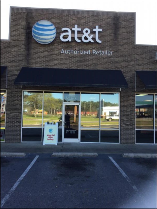 AT&T Store | 8950 Weaver Ave NE Suite109, Leeds, AL 35094, USA | Phone: (205) 702-4160