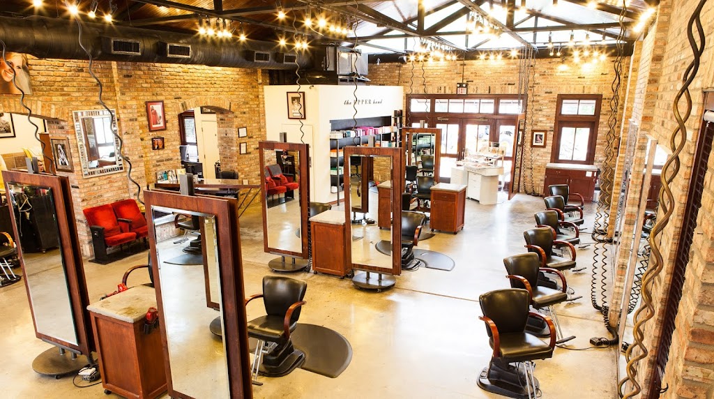 The Upper Hand Salon: River Oaks | 1905 Westheimer Rd, Houston, TX 77098, USA | Phone: (713) 520-0772