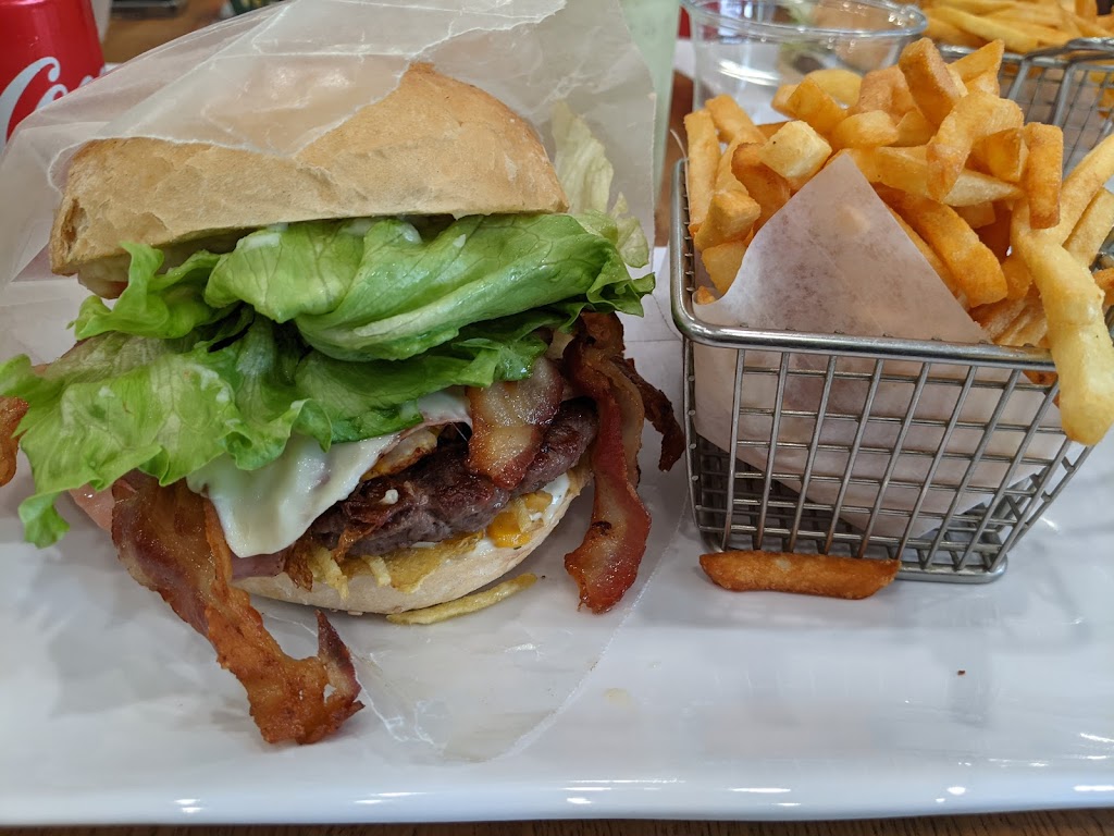 Top Burger | 185 Adams St, Newark, NJ 07105, USA | Phone: (973) 558-5227