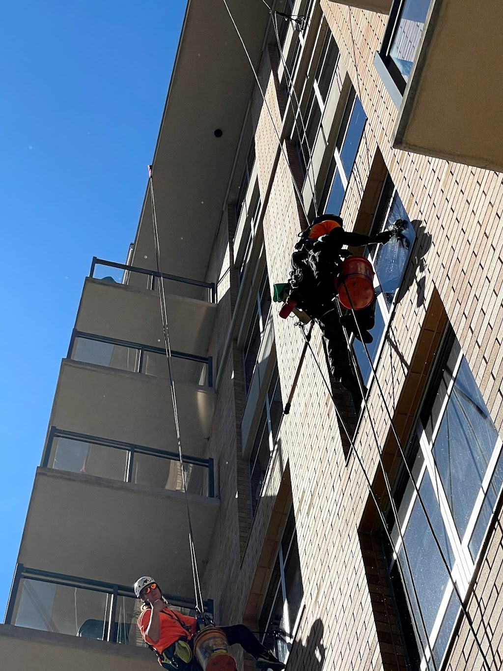 Green Window Cleaning Services | 2870 Terra Ct #8, Sun Prairie, WI 53590, USA | Phone: (608) 358-5596