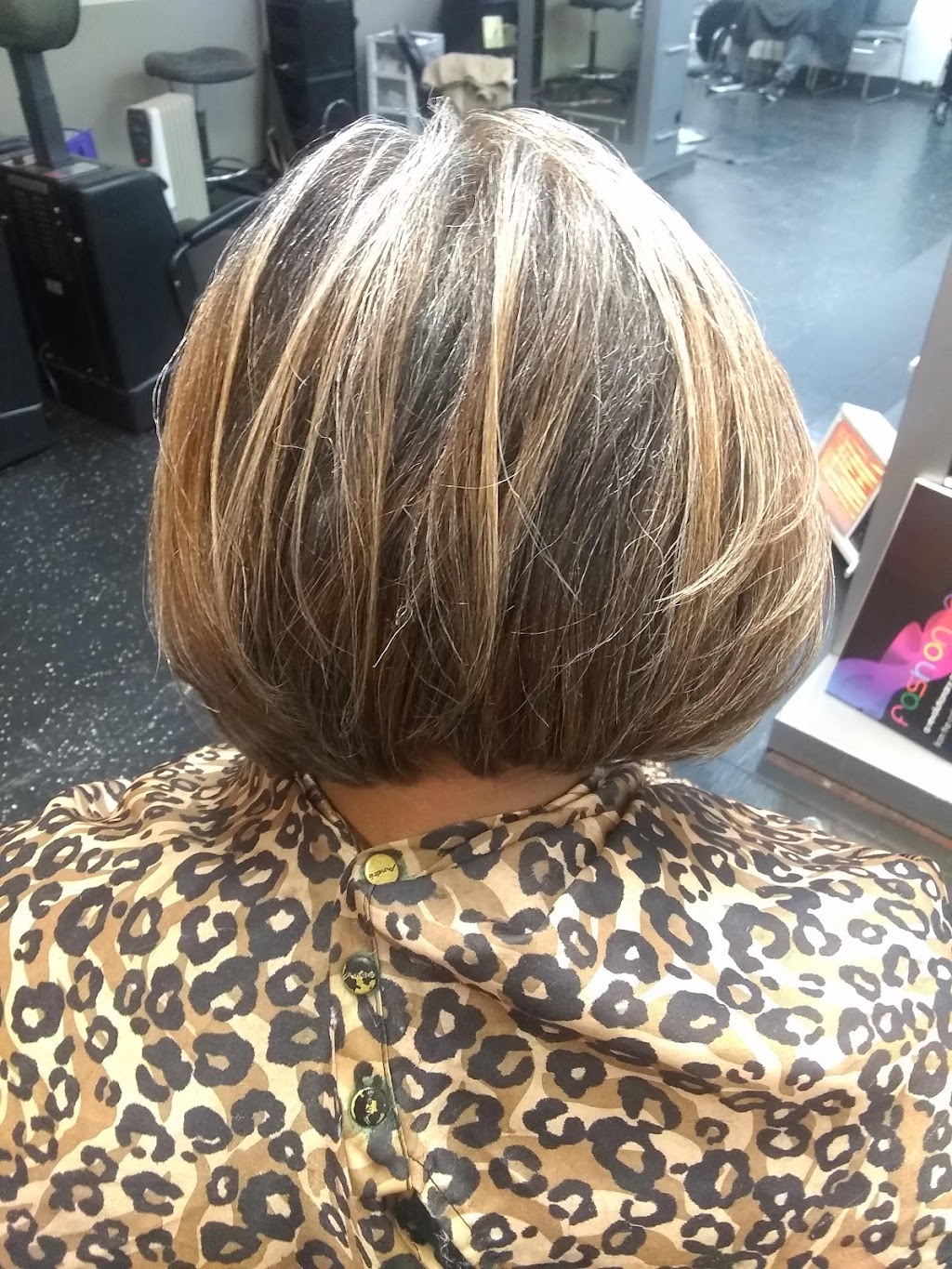 Strands Salon | 1741 Metropolitan Pkwy SW, Atlanta, GA 30315, USA | Phone: (404) 753-0775