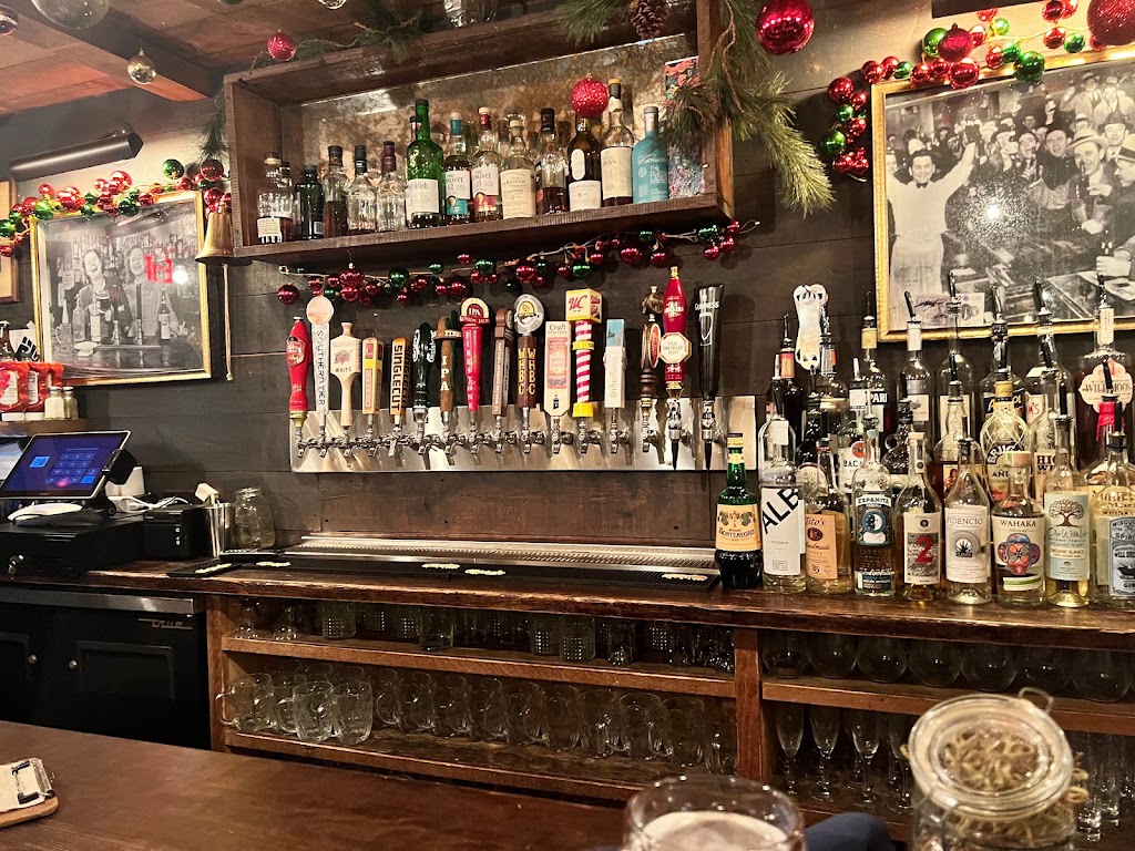 The Olde English Pub and Pantry | 683 Broadway, Albany, NY 12207, USA | Phone: (518) 434-6533
