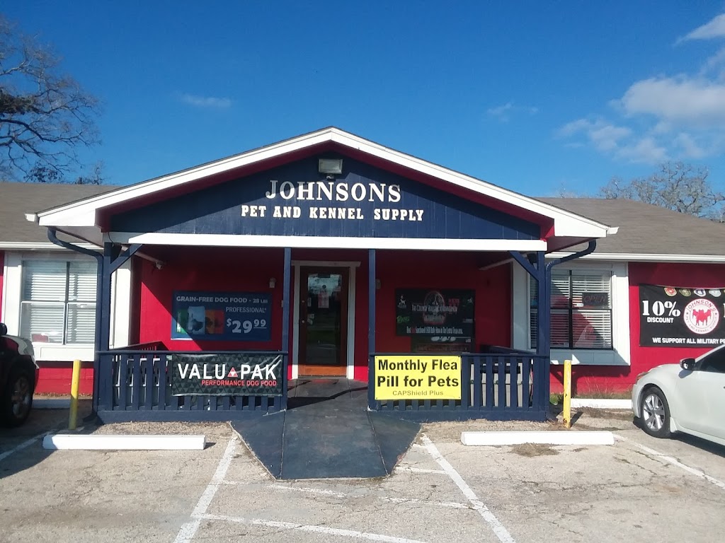 Johnsons Pet & Kennel Supply LLC | 1634 State Hwy 71, Cedar Creek, TX 78612, USA | Phone: (512) 409-3384