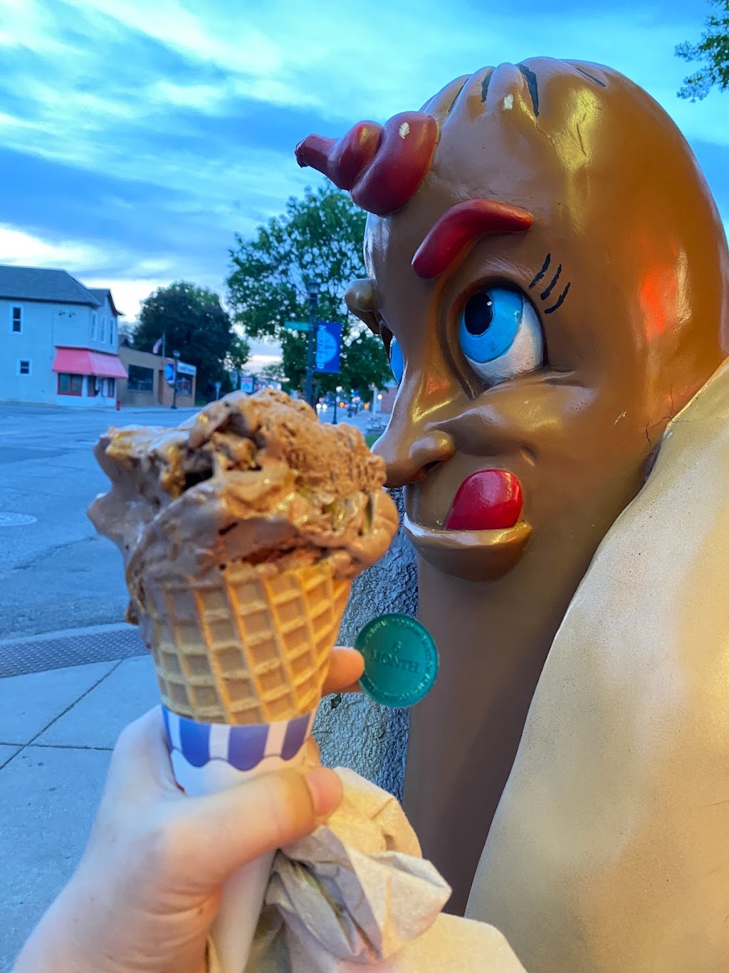 Dars Double Scoop | 1048 Rice St, St Paul, MN 55117, USA | Phone: (651) 489-2422