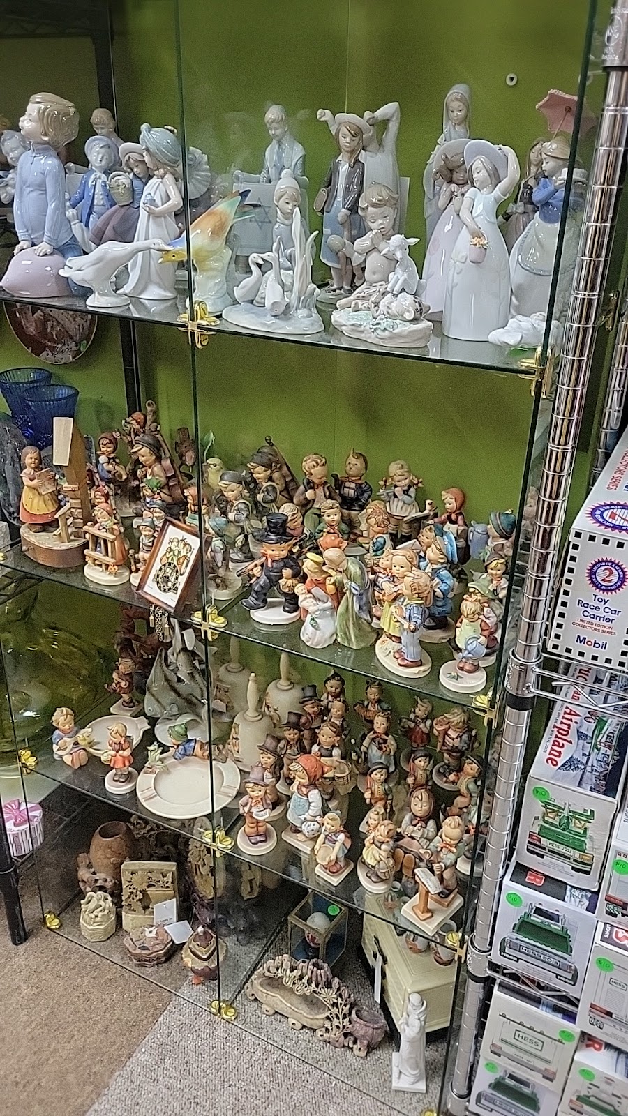 L I Pickers Inc | 813 Carman Ave, Westbury, NY 11590, USA | Phone: (516) 214-6960