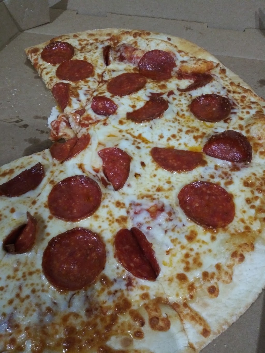 Little Caesars Pizza | 3853 Monroe St, Dearborn, MI 48124, USA | Phone: (313) 563-3520