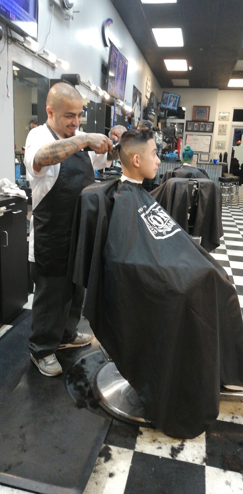 On Tap Barbershop | 1520 N Mountain Ave #124, Ontario, CA 91762, USA | Phone: (909) 458-0080