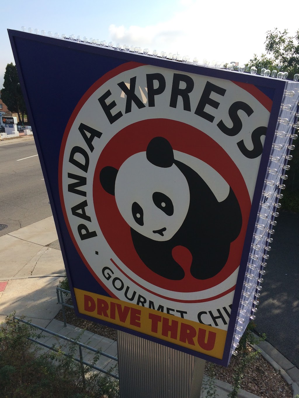 Panda Express | 11688 E Colfax Ave, Aurora, CO 80010, USA | Phone: (303) 360-7268