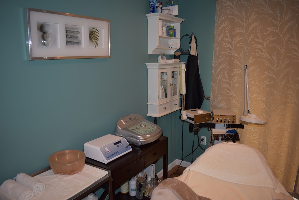 Essentials Spa | 233 NY-94, Warwick, NY 10990, USA | Phone: (845) 728-0232