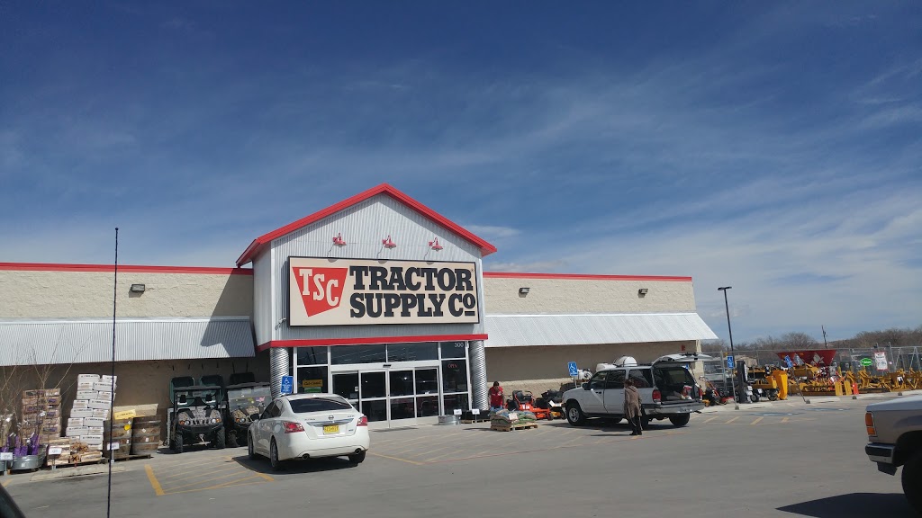 Tractor Supply Co. | 300 US-550, Bernalillo, NM 87004, USA | Phone: (505) 771-0168