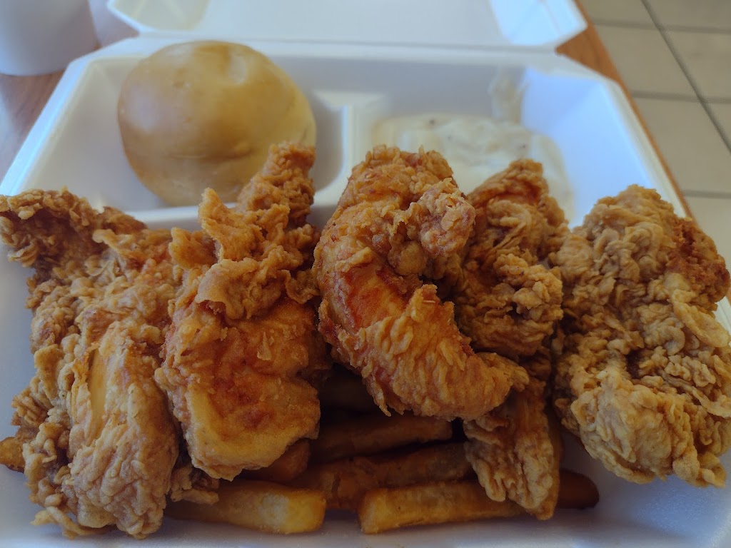 Krispys Fried Chicken and Seafood | 3009 S Hillside Ave, Wichita, KS 67216, USA | Phone: (316) 765-7574