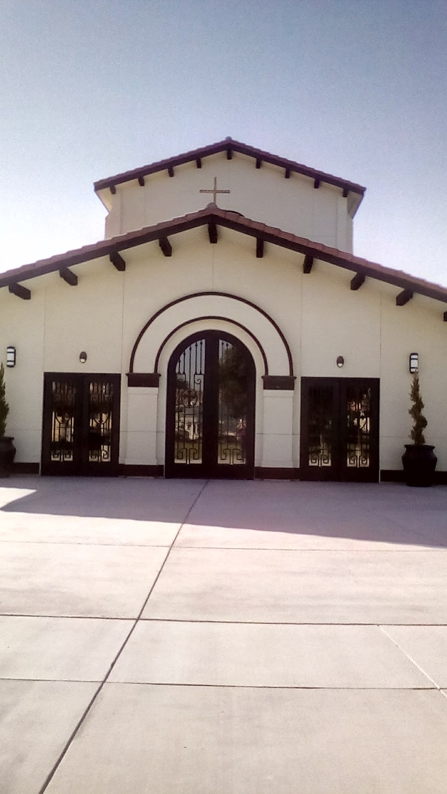 Holy Rosary Catholic Church | 8471 Cypress St, Hilmar, CA 95324, USA | Phone: (209) 667-8961